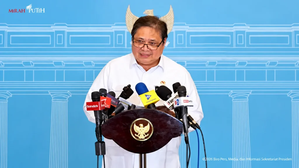 Prabowo Minta Seluruh Warga Indonesia Punya Rekening Bank