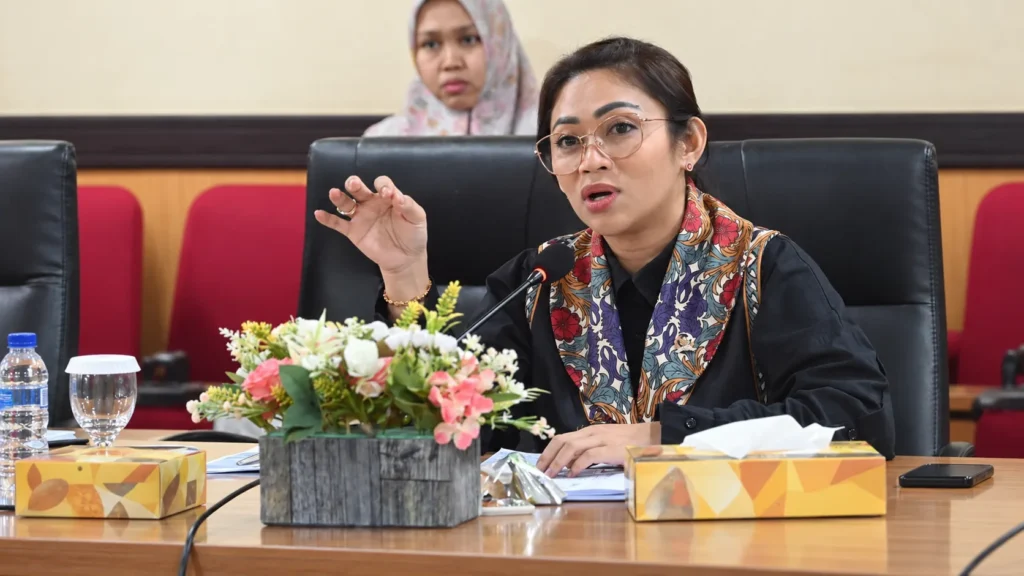 Nama Anggota DPR Masuk Kelompok Rentan Miskin, Data Bansos Disorot