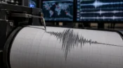 Ilustrasi Seismograf menampilkan grafik gempa M4,7 di laut utara Ruteng Manggarai NTT pada 16 September 2026
