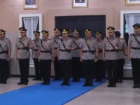 Jajaran Kapolres dan Kapolresta mengikuti upacara serah terima jabatan di Mapolda Kalteng