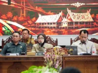 DPRD dan TAPD Kalteng membahas pertanggungjawaban APBD 2025