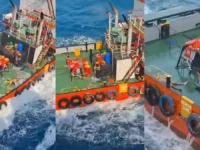Petugas di kapal membantu evakuasi korban insiden Kapal Virgo Transport 8 di Laut Jawa.
