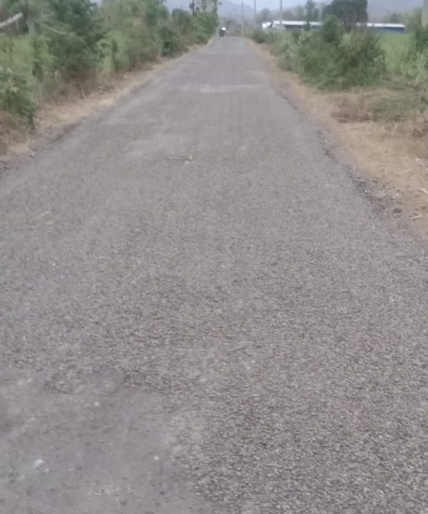 Lapen Jalan Balung–Alas Sumur Diduga Tipis dan Berantakan, Warga Sebut Proyek “Salbut”