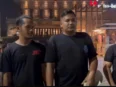 Koordinator aksi, Afan Safrian, bersama sejumlah pemuda saat menyampaikan aspirasi terkait penanganan kebakaran hutan dan lahan (karhutla) di Kalteng di depan hotel di Palangka Raya Mendesak Menhut Raja Juli Dicopot