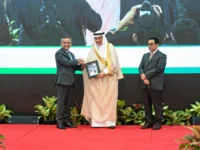 Perwakilan pemerintah Indonesia dan Islamic Development Bank membahas strategi pembiayaan pembangunan Indonesia periode 2026–2030.