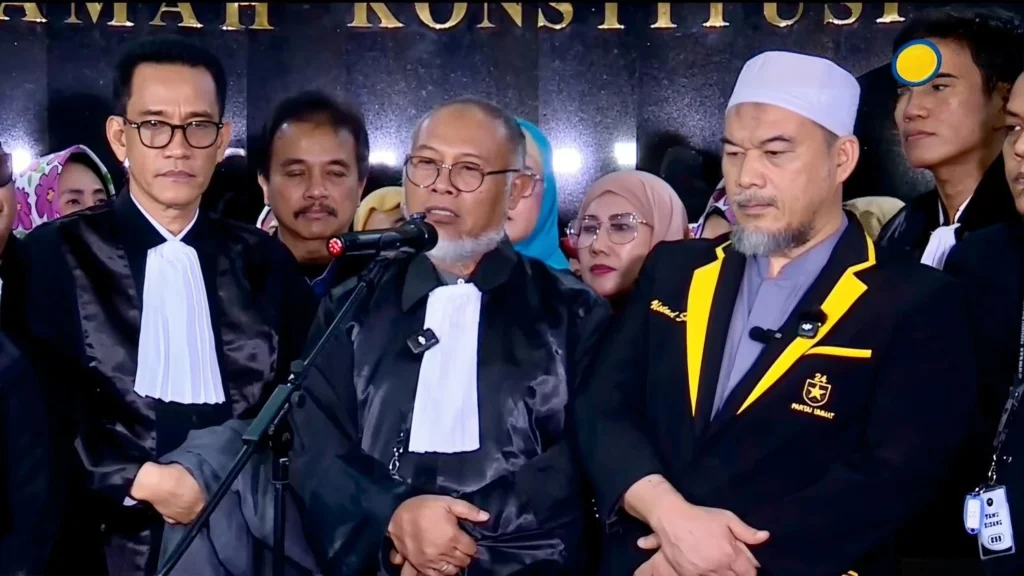 MK Tak Temukan Bukti Ijazah SLTA Gibran, Ini Putusannya