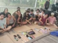 Petugas mengamankan sejumlah orang dan barang bukti sabu dalam operasi narkoba di kawasan Puntun, Palangka Raya, Kalimantan Tengah.